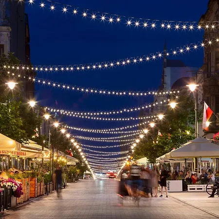 Jaracza W Scislym Centrum Z Miejscem Parkingowym * Λοτζ