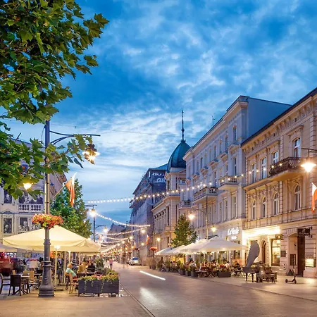 Jaracza W Scislym Centrum Z Miejscem Parkingowym Apartamento Łódź