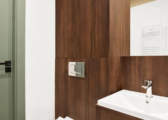 Jaracza W Scislym Centrum Z Miejscem Parkingowym Apartamento *