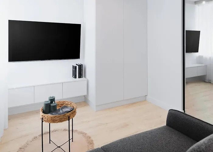 Jaracza W Scislym Centrum Z Miejscem Parkingowym