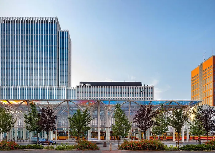 Jaracza W Scislym Centrum Z Miejscem Parkingowym * Łódź