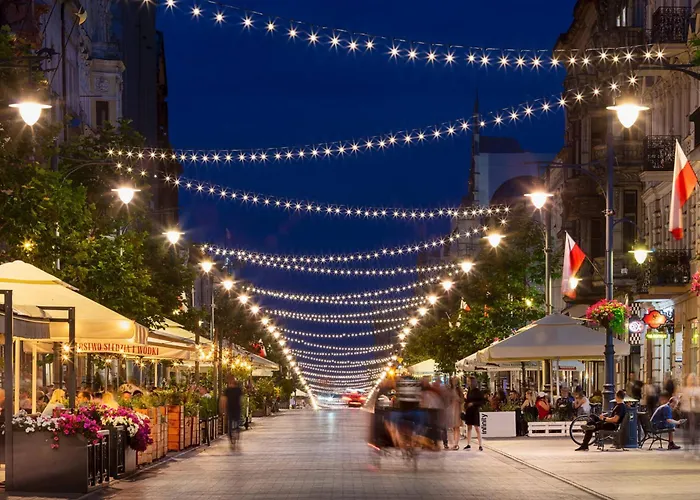 Jaracza W Scislym Centrum Z Miejscem Parkingowym * Łódź